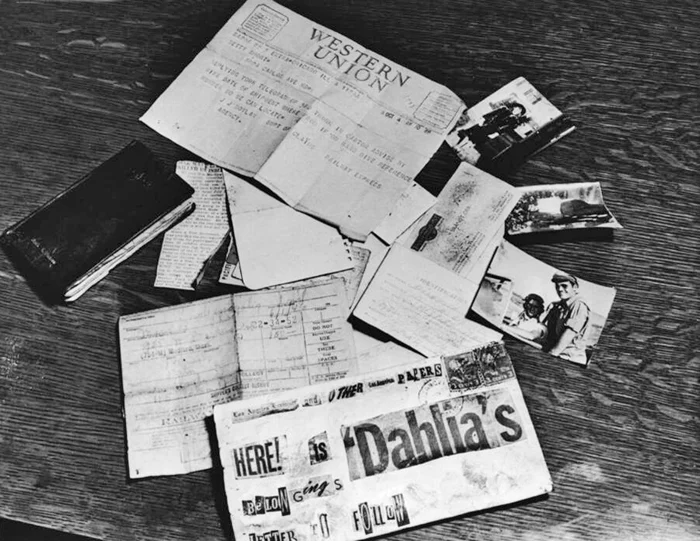 Beth Short's belongings mailed to the LA Examiner